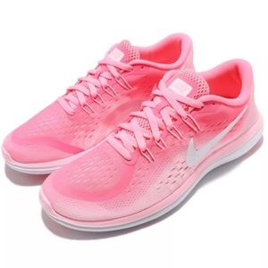 Hot Pink Nike Flex Run
